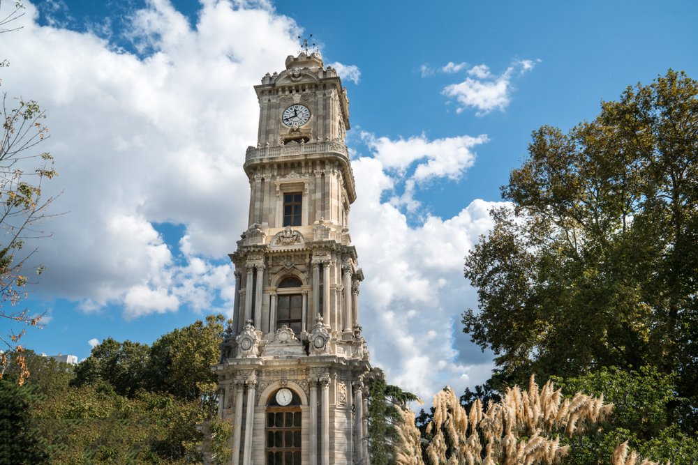 dolmabahçe palace clock tower