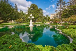 dolmabahçe palace garden